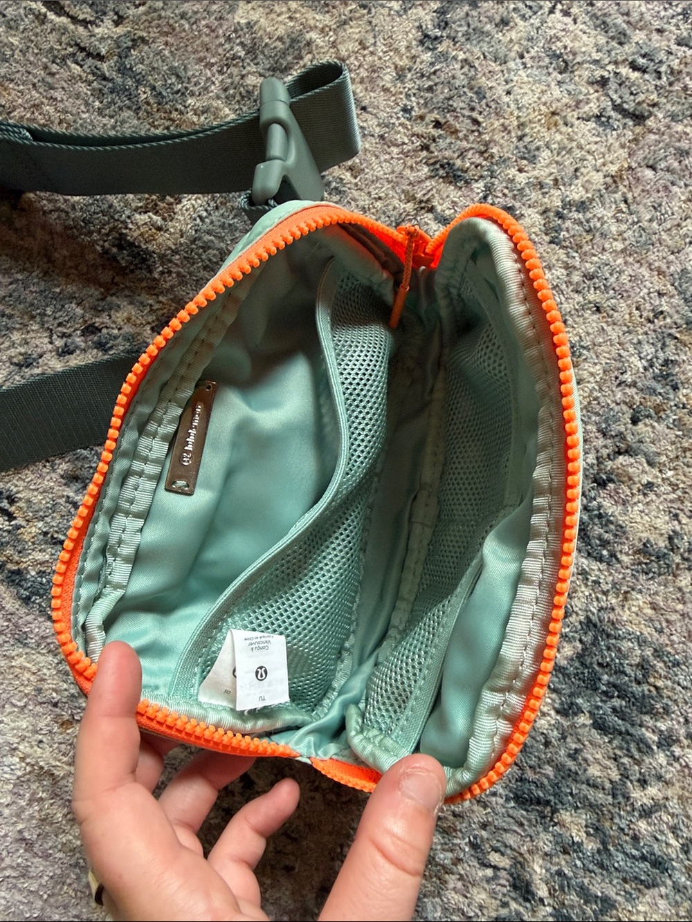 Lululemon Everywhere Belt Bag Tidal Teal Green ATGN/TIDT OG Original - Picture 6 of 6